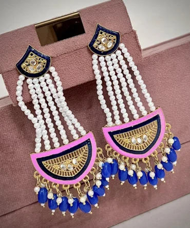 AMAIRA PEARL EARRINGS (BLUE)
